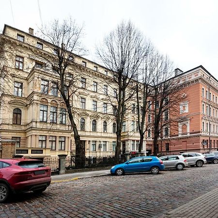 Kalnina Quiet Apartment In City Center ريغا المظهر الخارجي الصورة